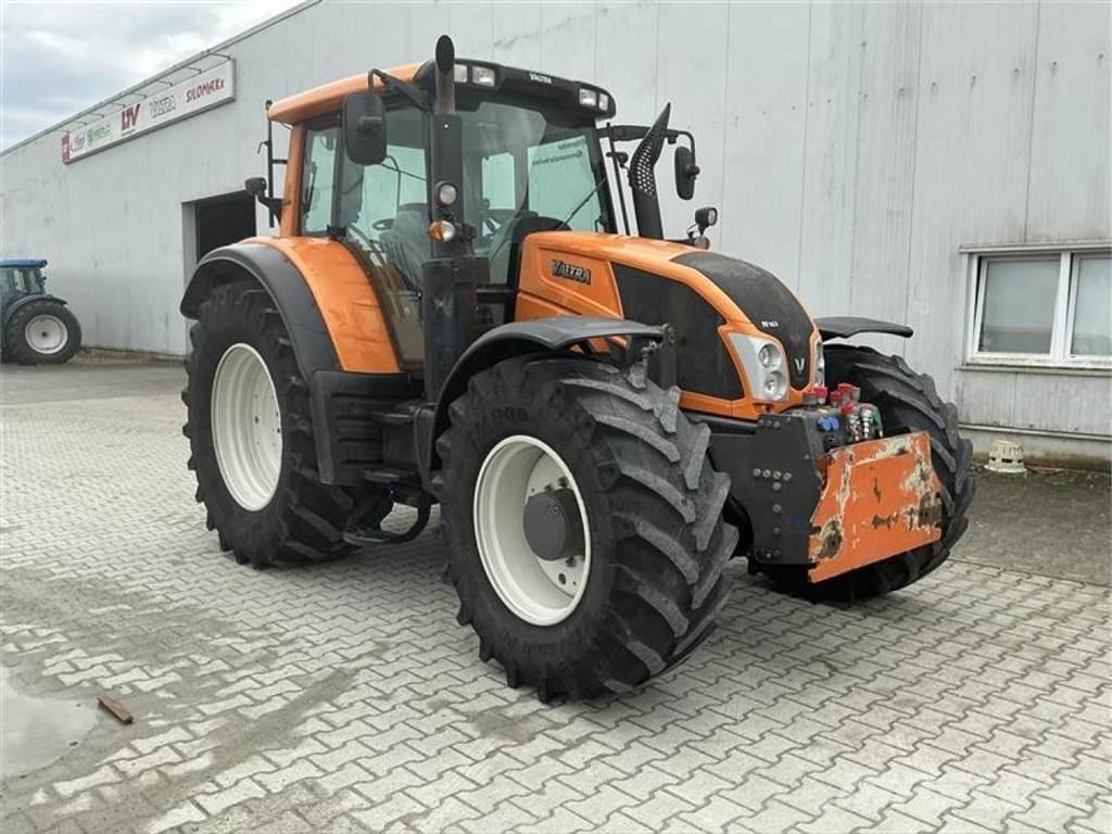 Valtra N 163 D トラクター