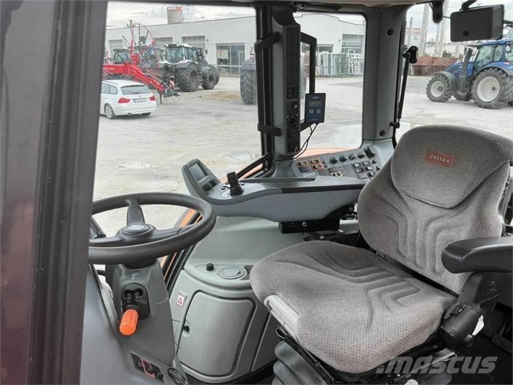 Valtra N 163 D トラクター