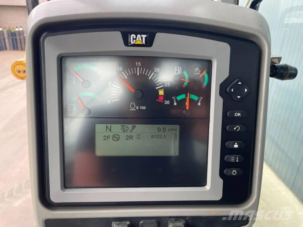 CAT 140M3 モーターグレーダー