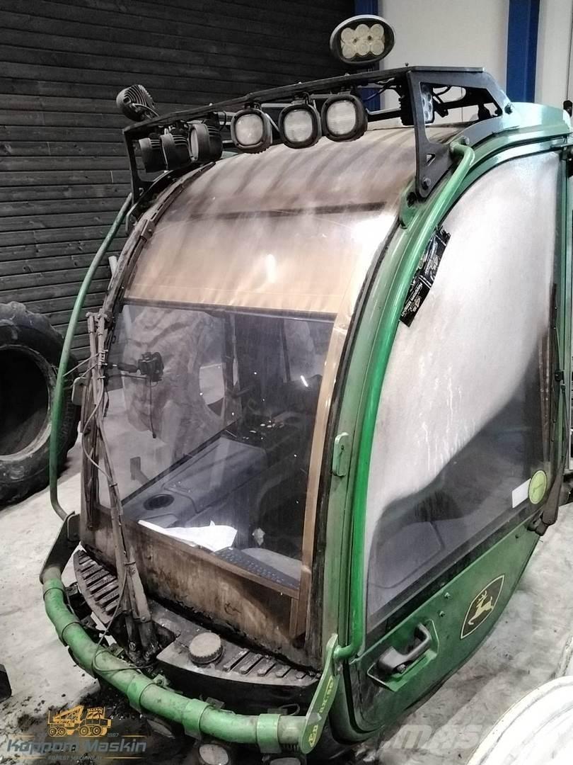 John Deere 1470g キャビン及び内装
