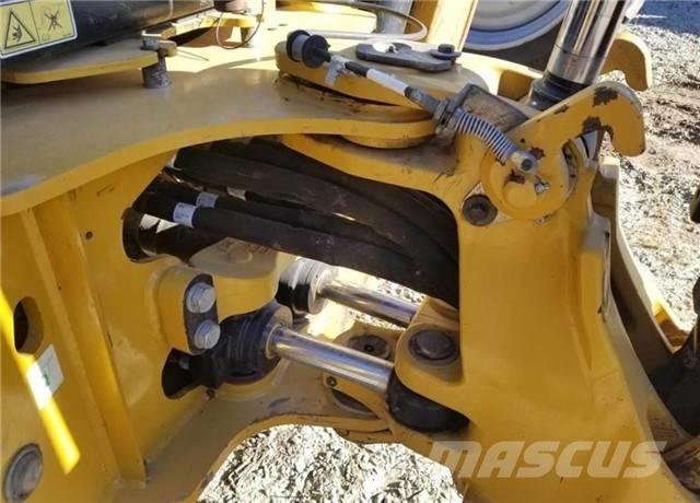 CAT 416 F バックホーローダー