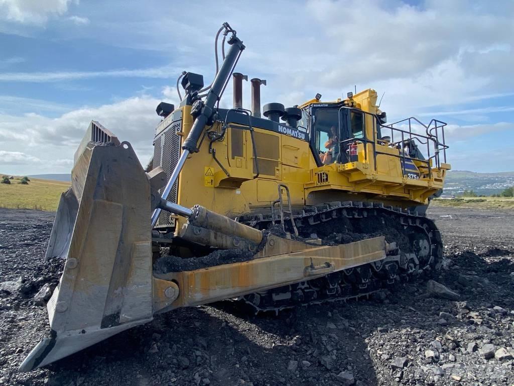Komatsu D 375 A-8 ブルドーザー