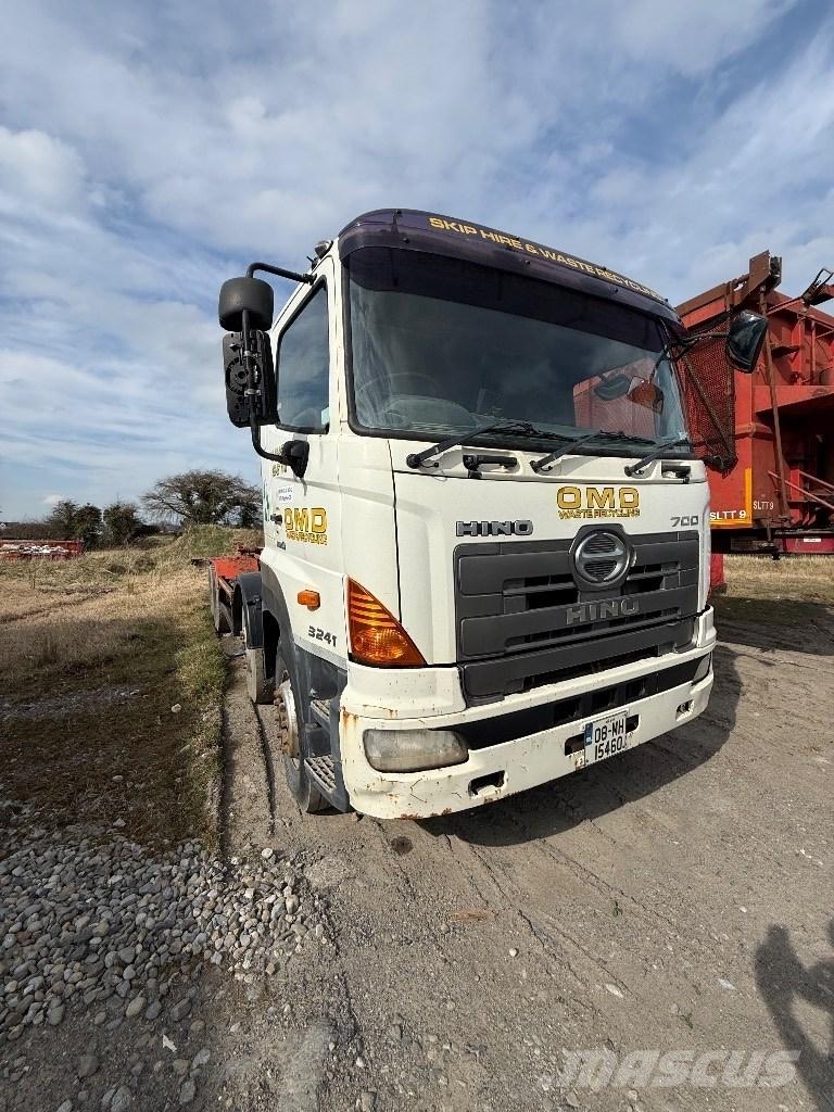 Hino 700 アームロール