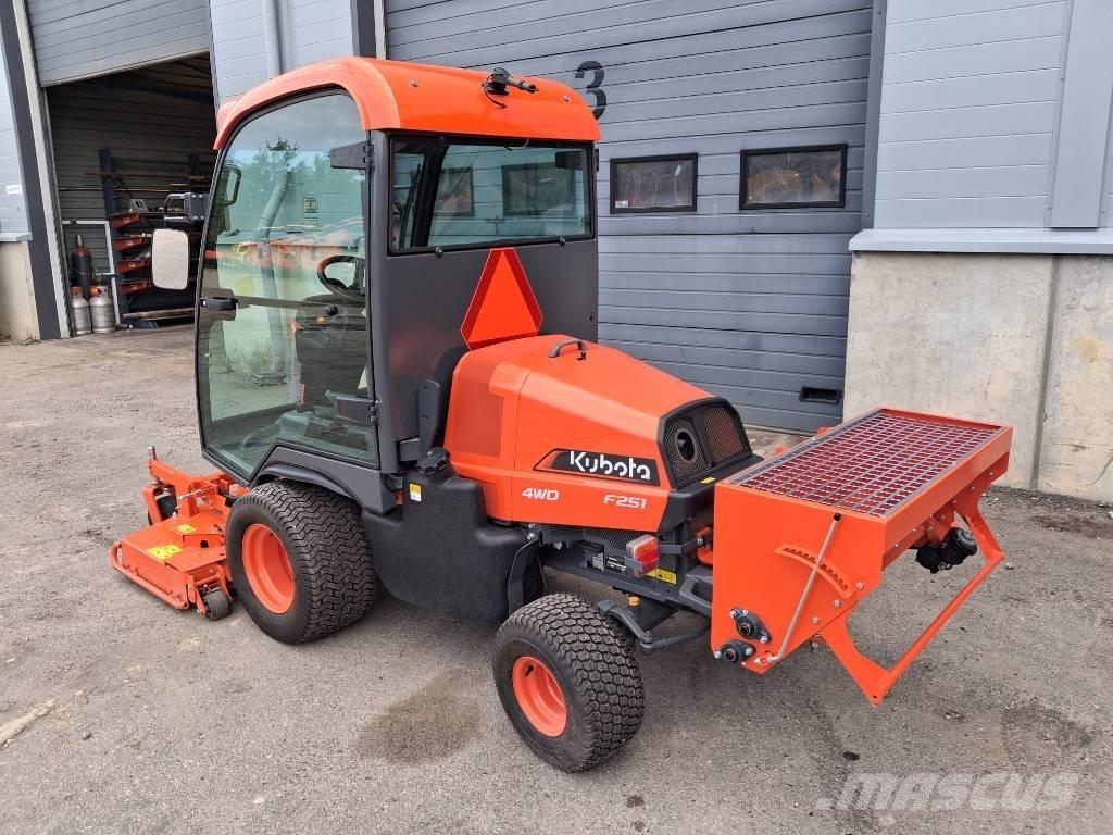 Kubota F 251 乗用・自走モア/芝刈り機