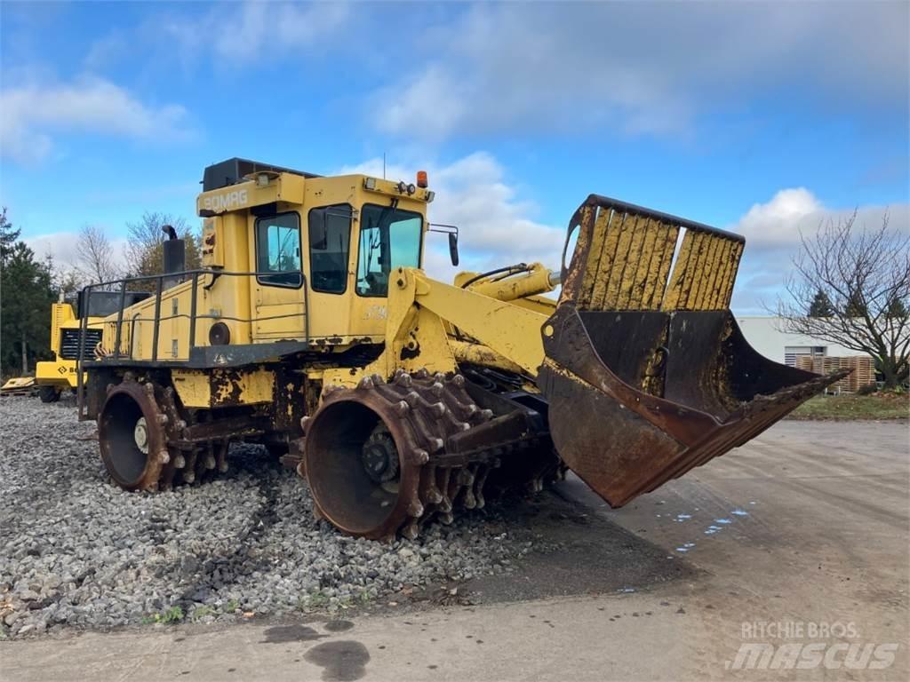 Bomag DE BC 772 RS 廃棄物コンパクター