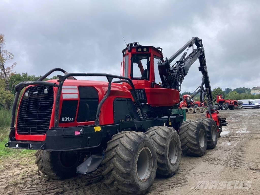 Komatsu 931 XC ハーベスター