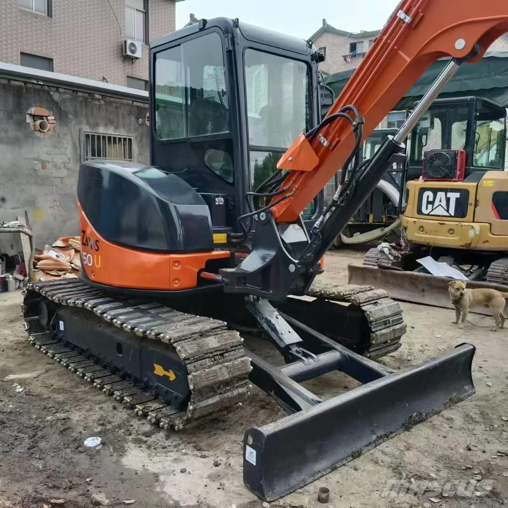 Hitachi ZX 50 U ミニ油圧ショベル 7t以下（ミニユンボ・ミニディガー）