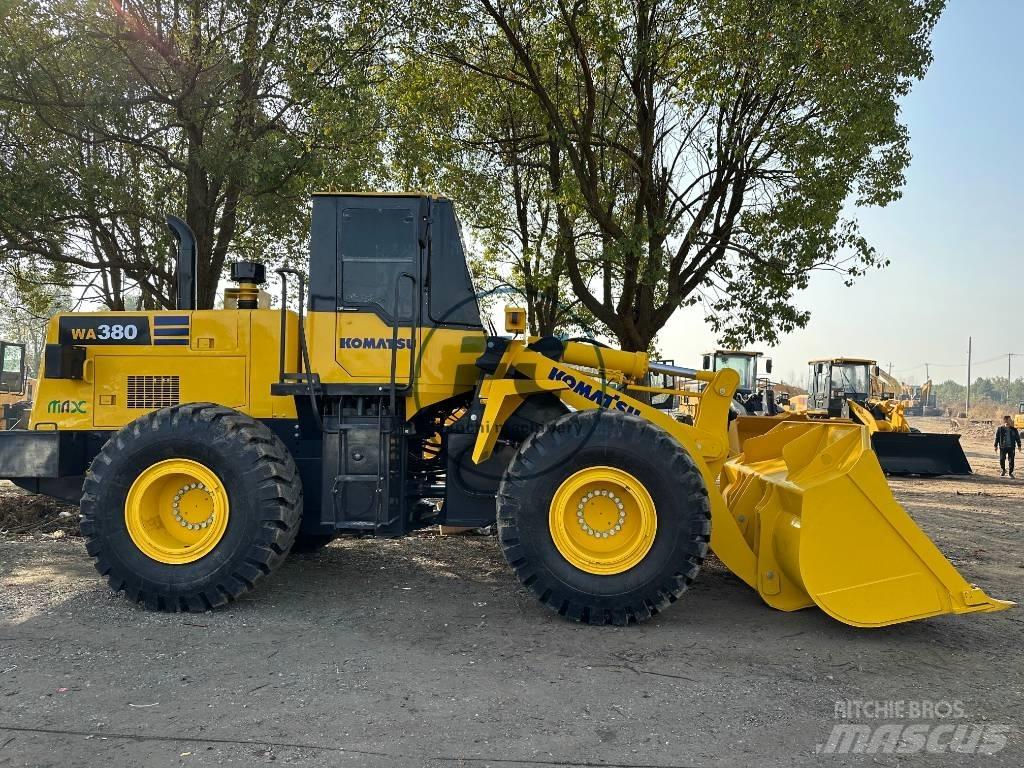 Komatsu WA 380 ホイールローダー・タイヤショベル