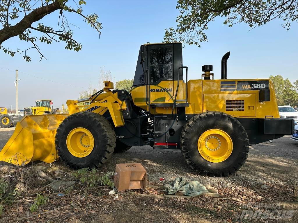 Komatsu WA 380 ホイールローダー・タイヤショベル