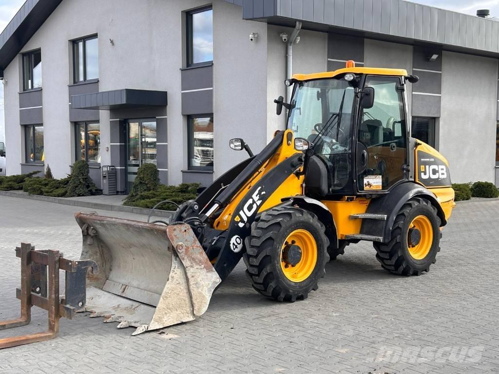 JCB 409 農業用テレハンドラー