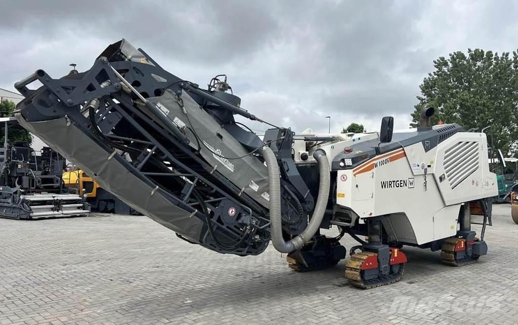 Wirtgen W 100 CFi アスファルトコールドミリングマシーン