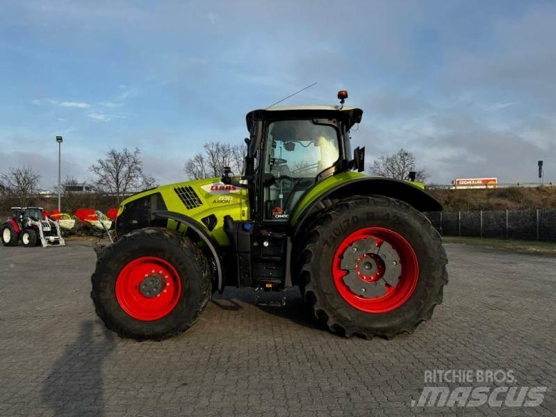 CLAAS AXION 830 トラクター