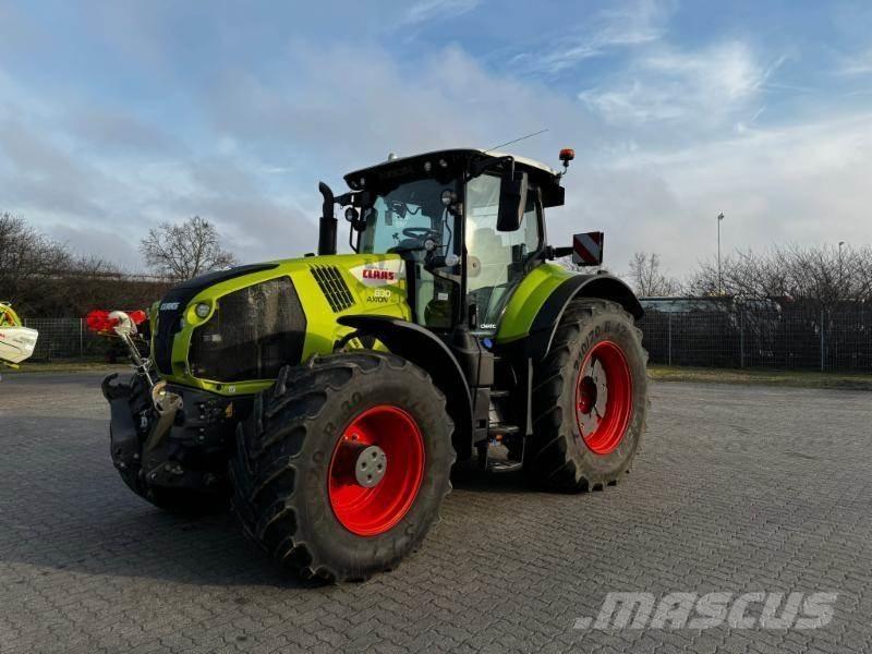 CLAAS AXION 830 トラクター