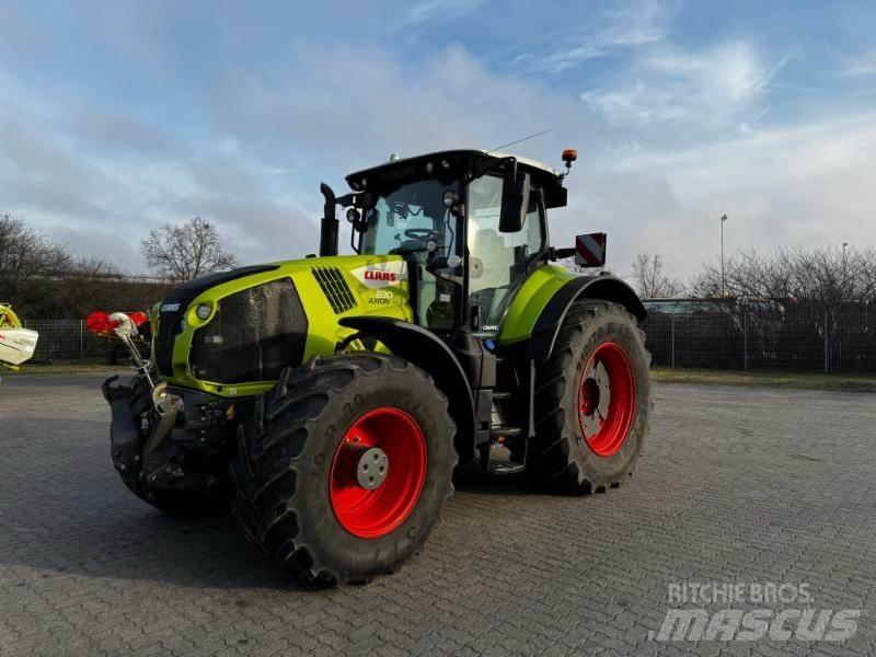 CLAAS AXION 830 トラクター
