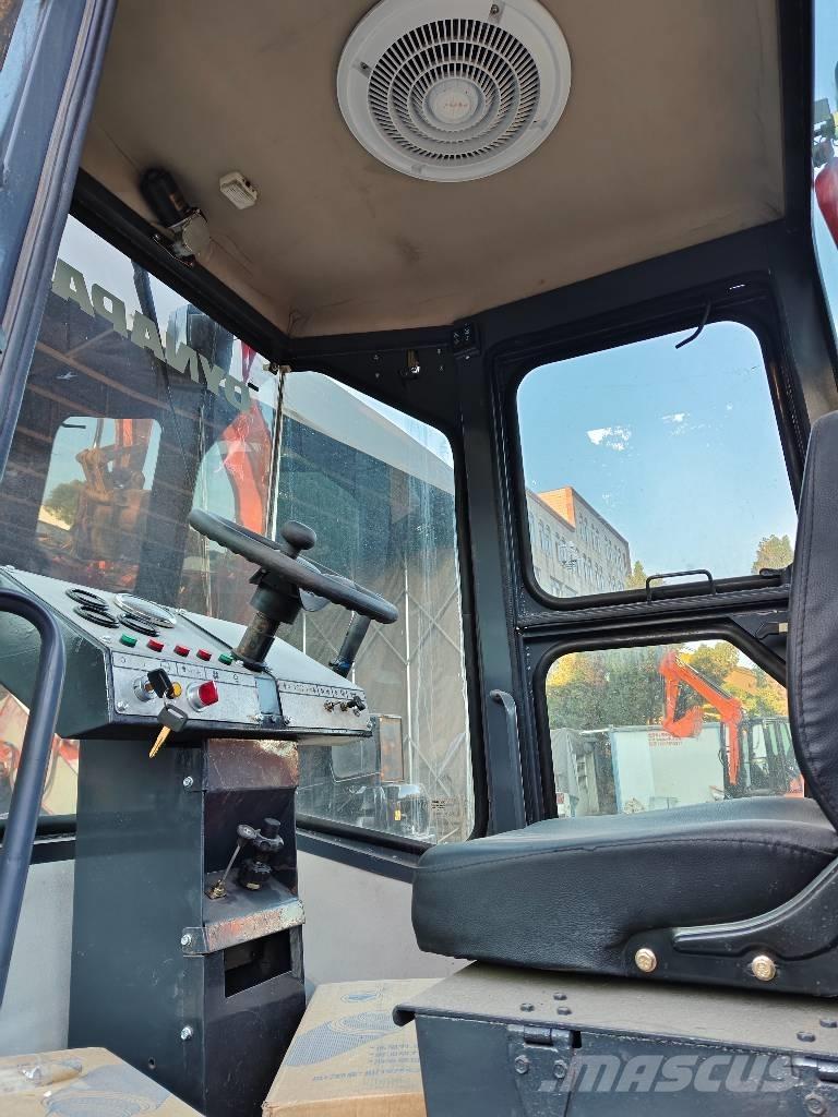 Dynapac CA 301 D 振動ローラ