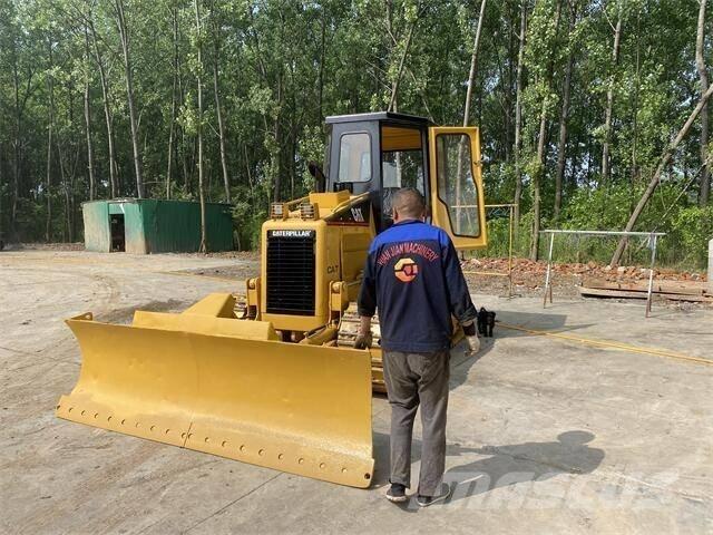 CAT D5G ブルドーザー