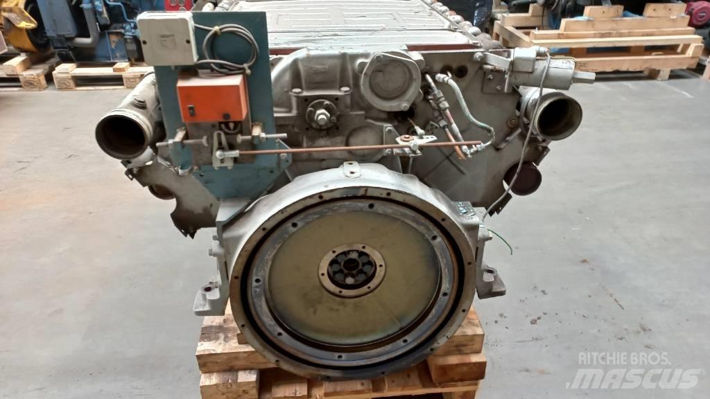 Deutz F12L413 エンジン