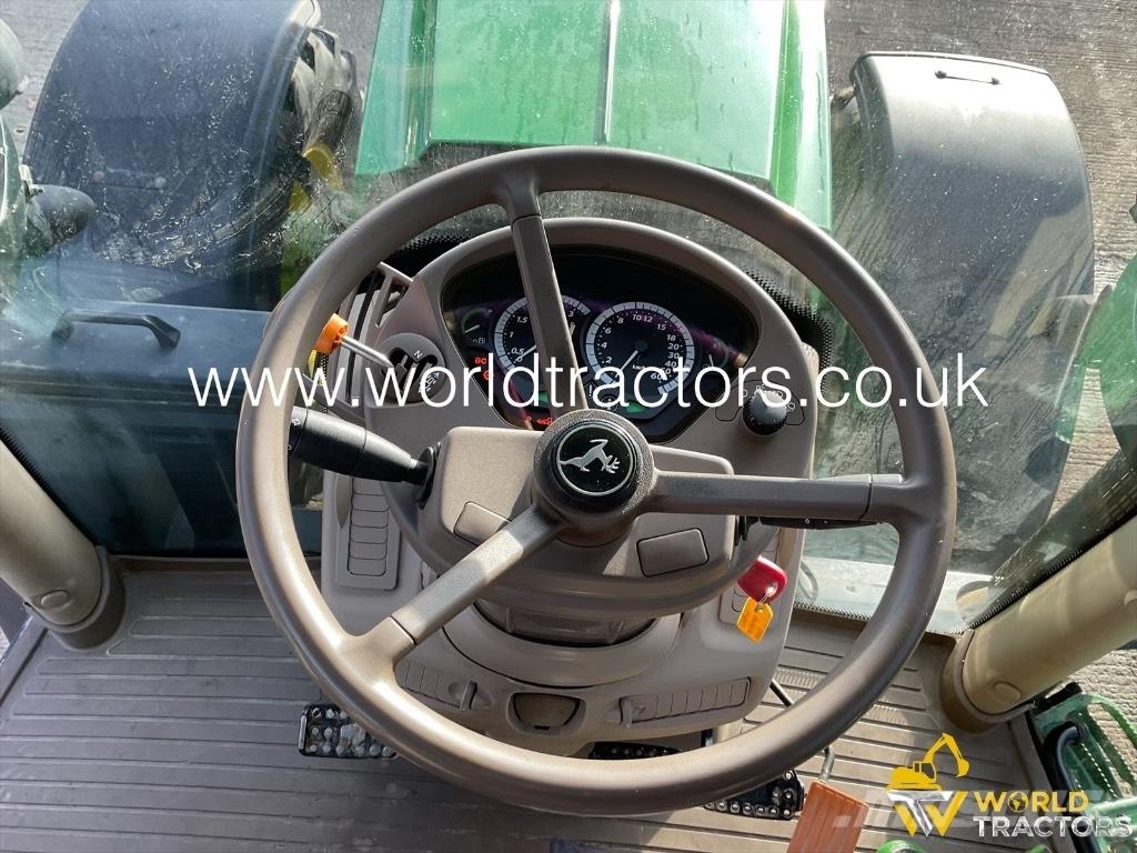 John Deere 6150 R トラクター