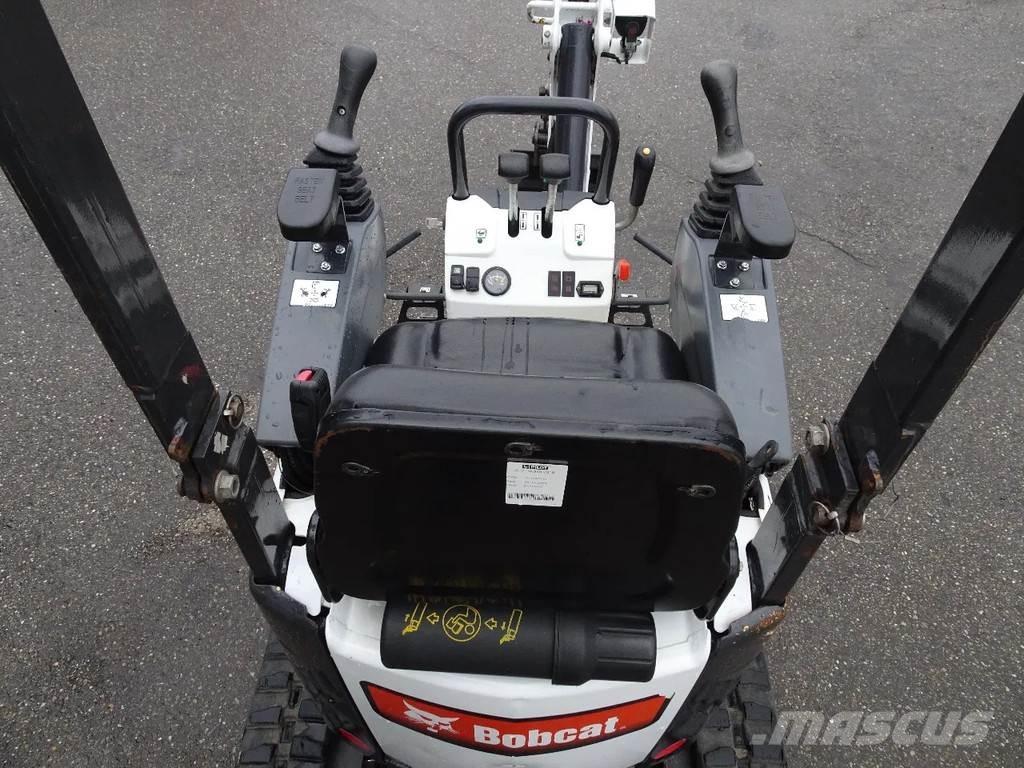 Bobcat E10Z ミニ油圧ショベル 7t以下（ミニユンボ・ミニディガー）