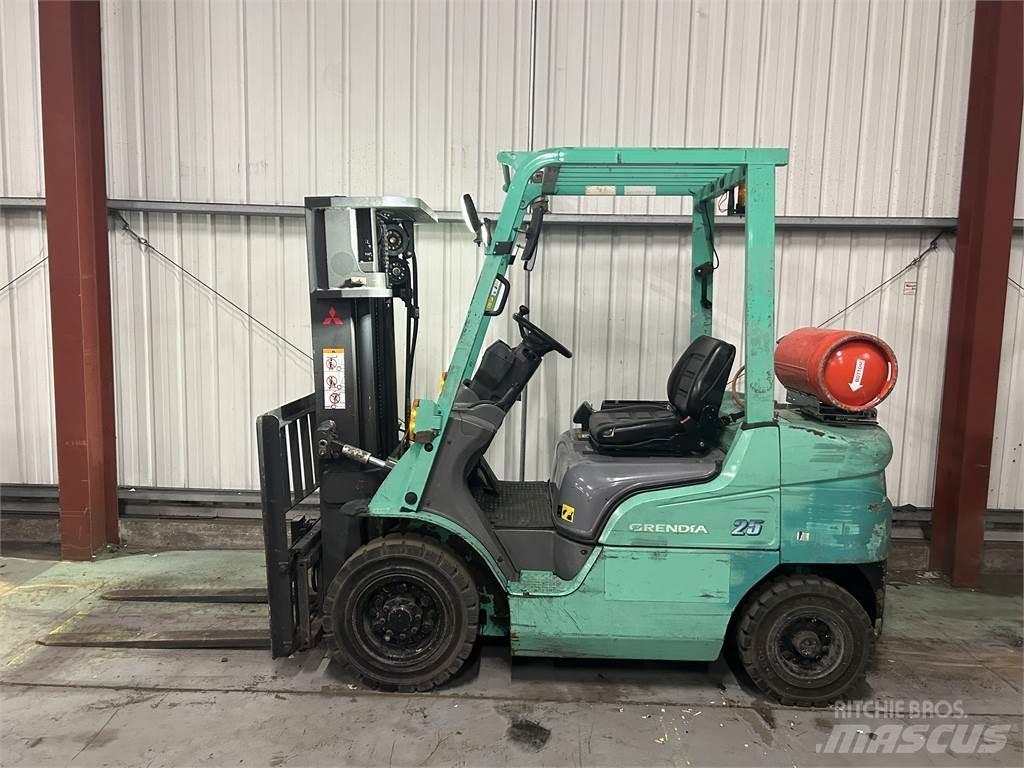 Mitsubishi FG25NT LPGフォークリフト