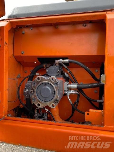 Doosan DX 225 NLC 大型油圧ショベル12t以上（パワーショベル・ユンボ）