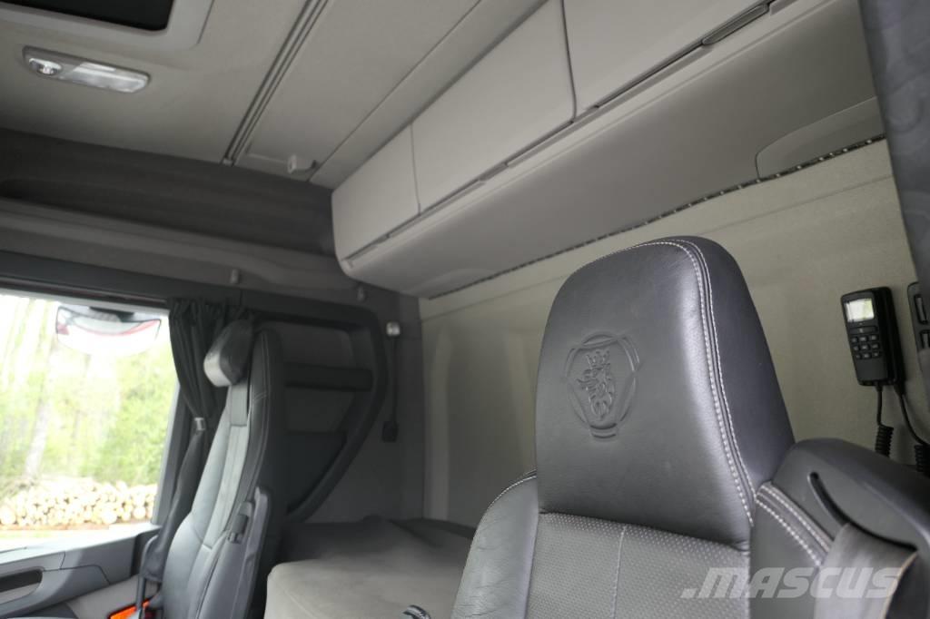 Scania R500 B6x2*4NB アームロール