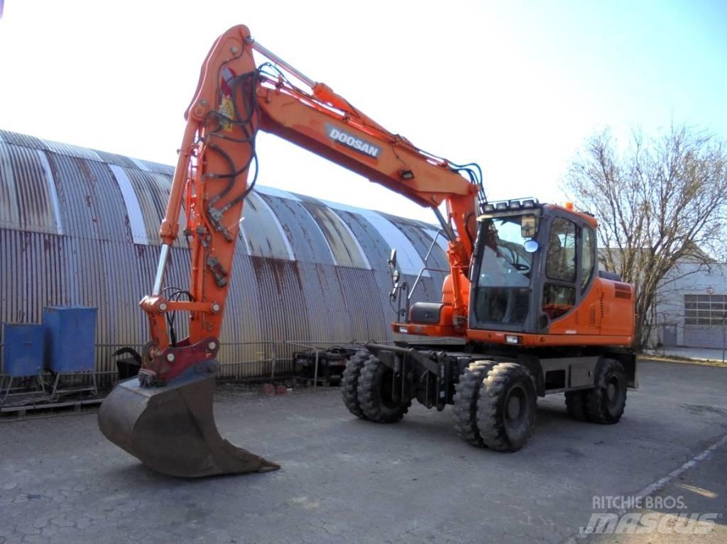 Doosan DX 160 W ホイール式油圧ショベル（パワーショベル・ユンボ・バックホー）