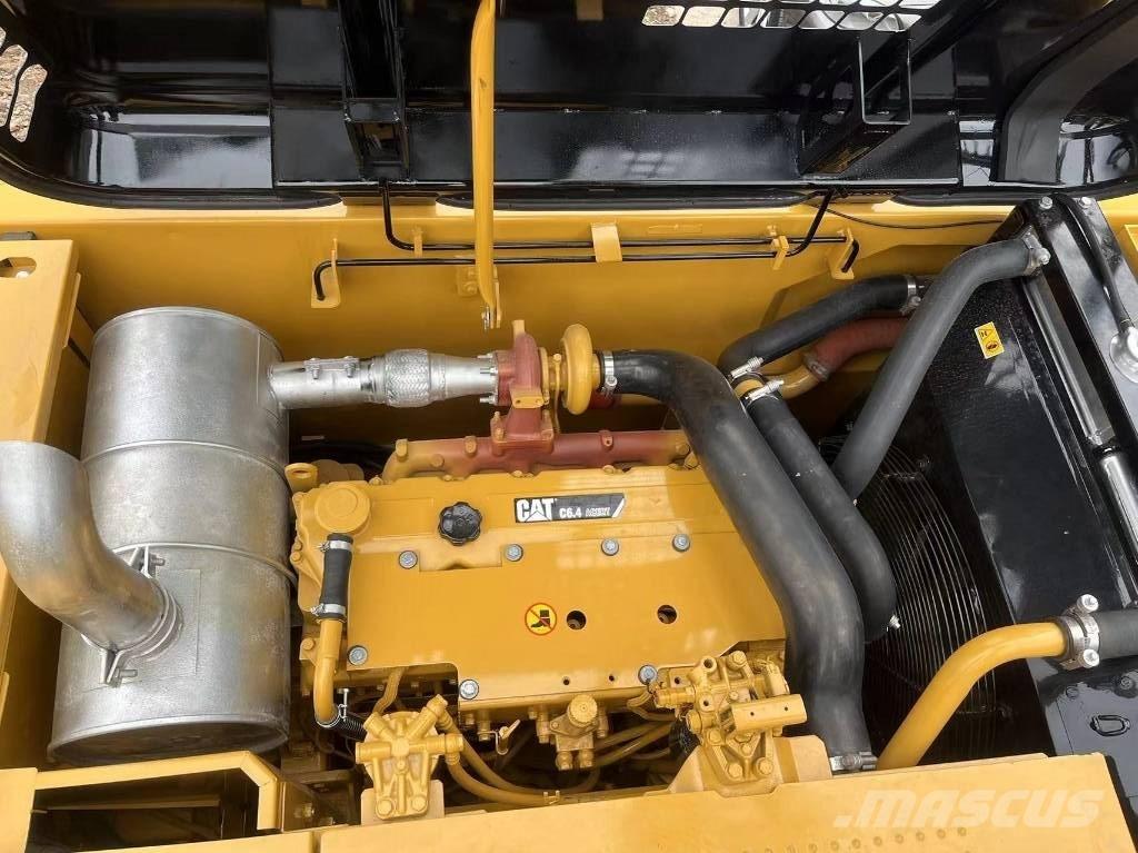 CAT 320 D2 大型油圧ショベル12t以上（パワーショベル・ユンボ）