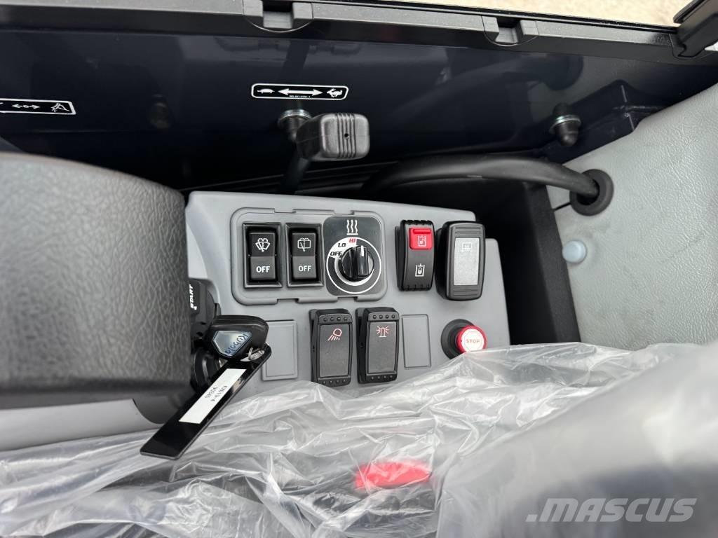 Kubota KX 019-4 ミニ油圧ショベル 7t以下（ミニユンボ・ミニディガー）