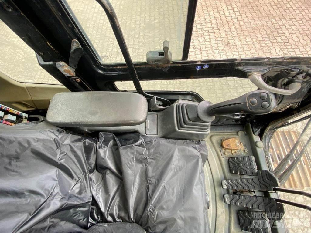 CAT 324 D NVT 大型油圧ショベル12t以上（パワーショベル・ユンボ）