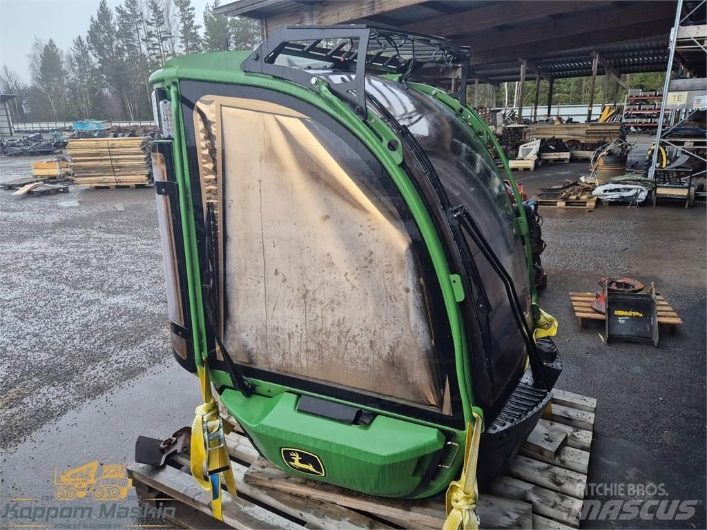 John Deere 1270G キャビン及び内装