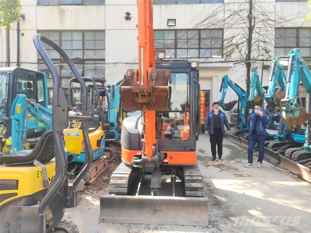 Hitachi ZX 30 U ミニ油圧ショベル 7t以下（ミニユンボ・ミニディガー）
