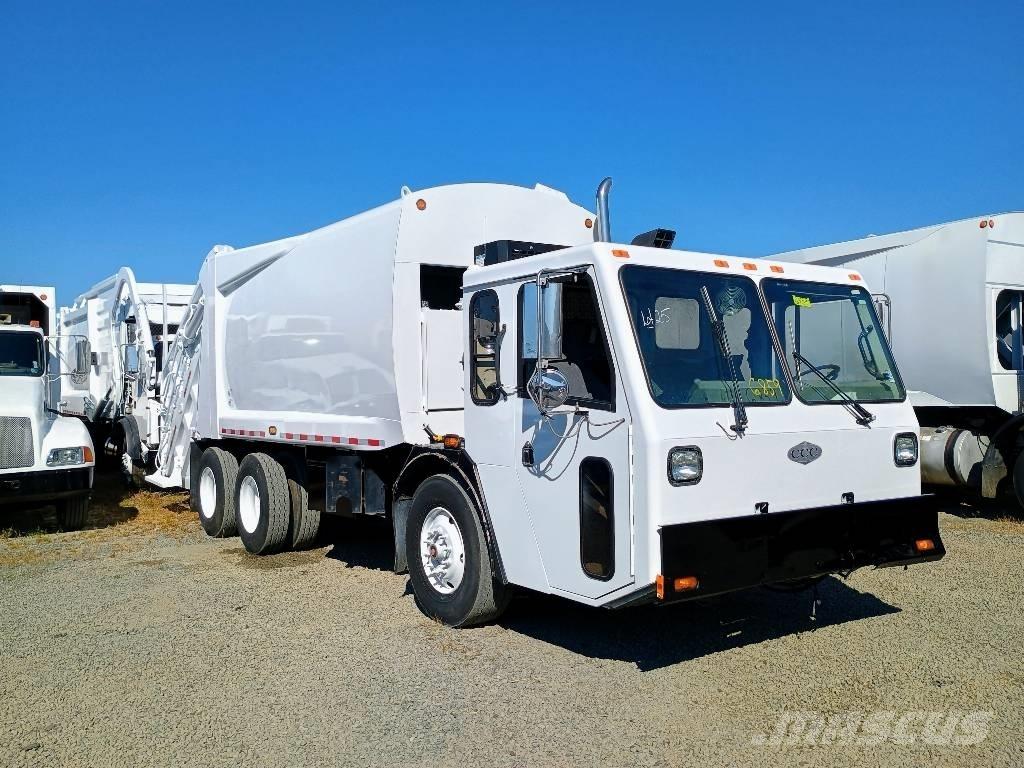  Crane Carrier LE 塵芥車、パッカー車