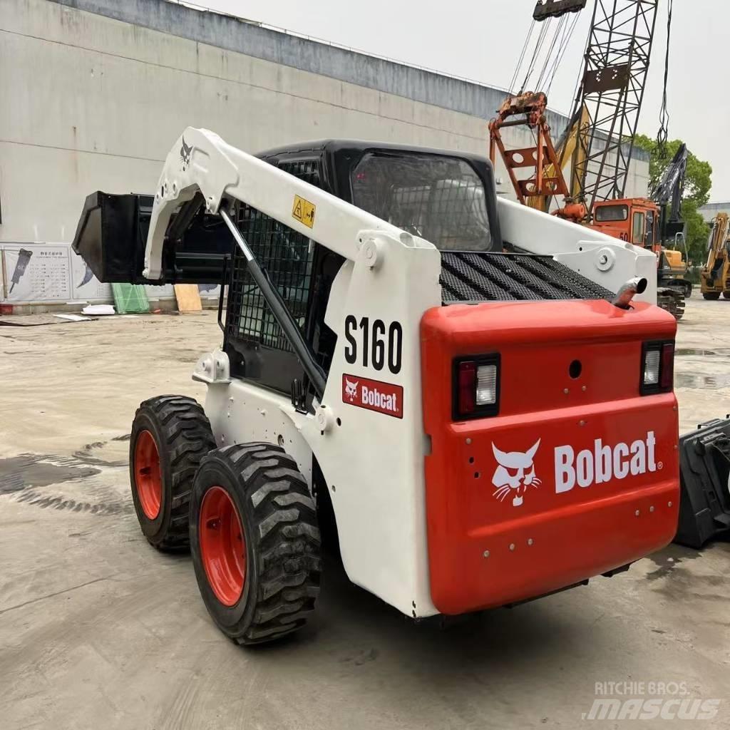 Bobcat S 160 スキッドステアローダー