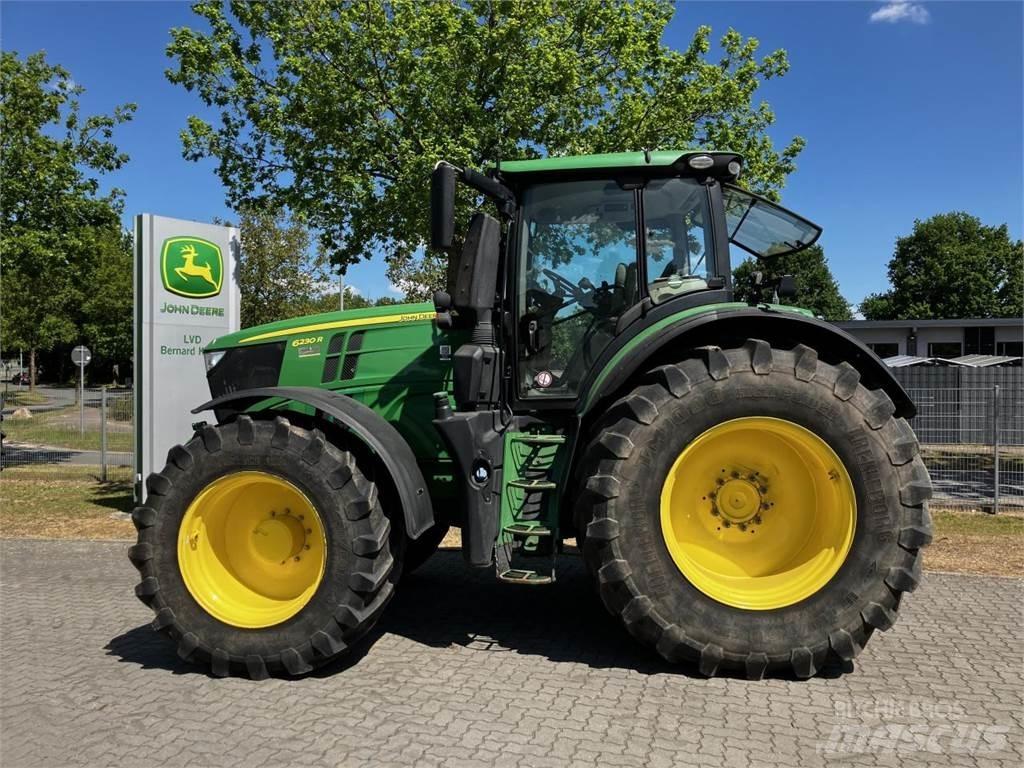 John Deere 6230R トラクター