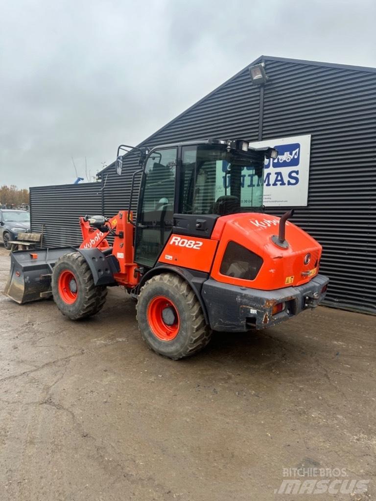 Kubota R 082 ホイールローダー・タイヤショベル