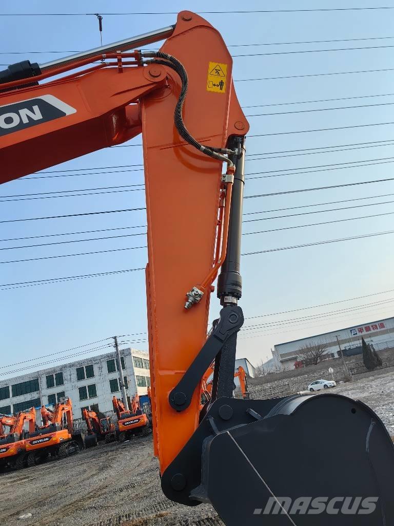 Doosan DX225 大型油圧ショベル12t以上（パワーショベル・ユンボ）