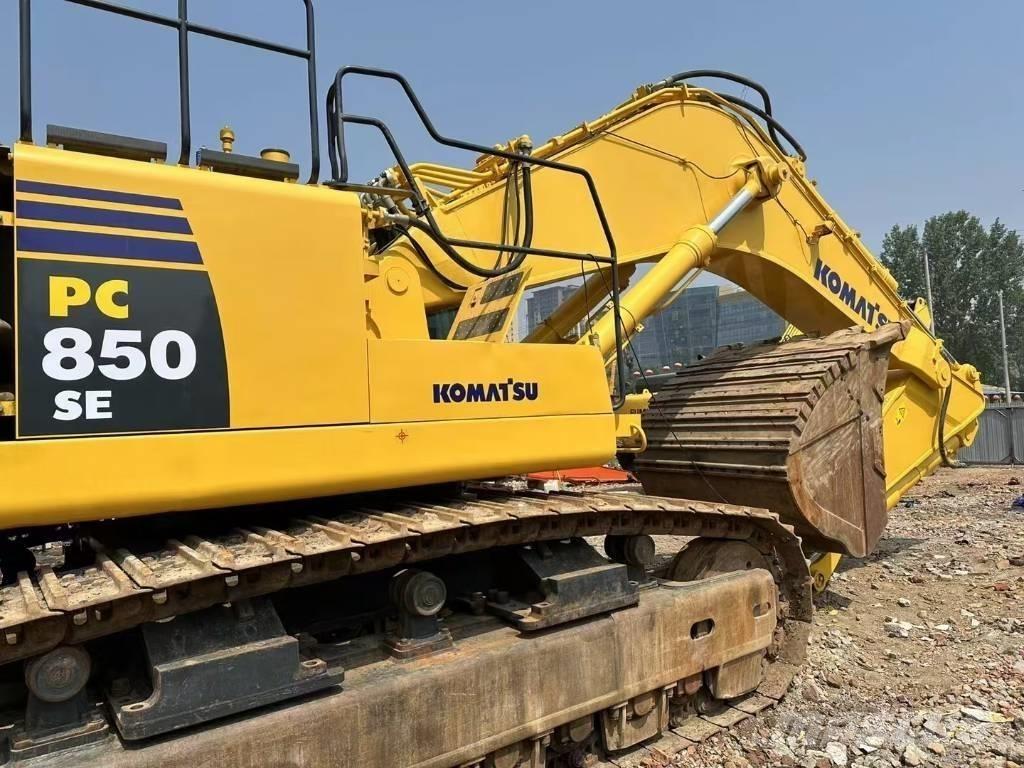 Komatsu PC 850-8 水陸両用油圧ショベル、ユンボ