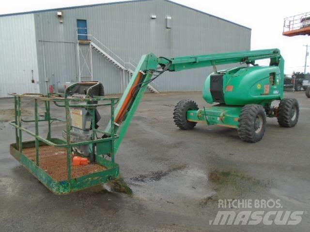 JLG 600 AJ ブームリフト　屈伸型