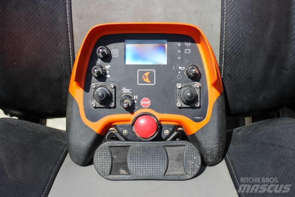 Ditch Witch JT24 水平掘削リグ