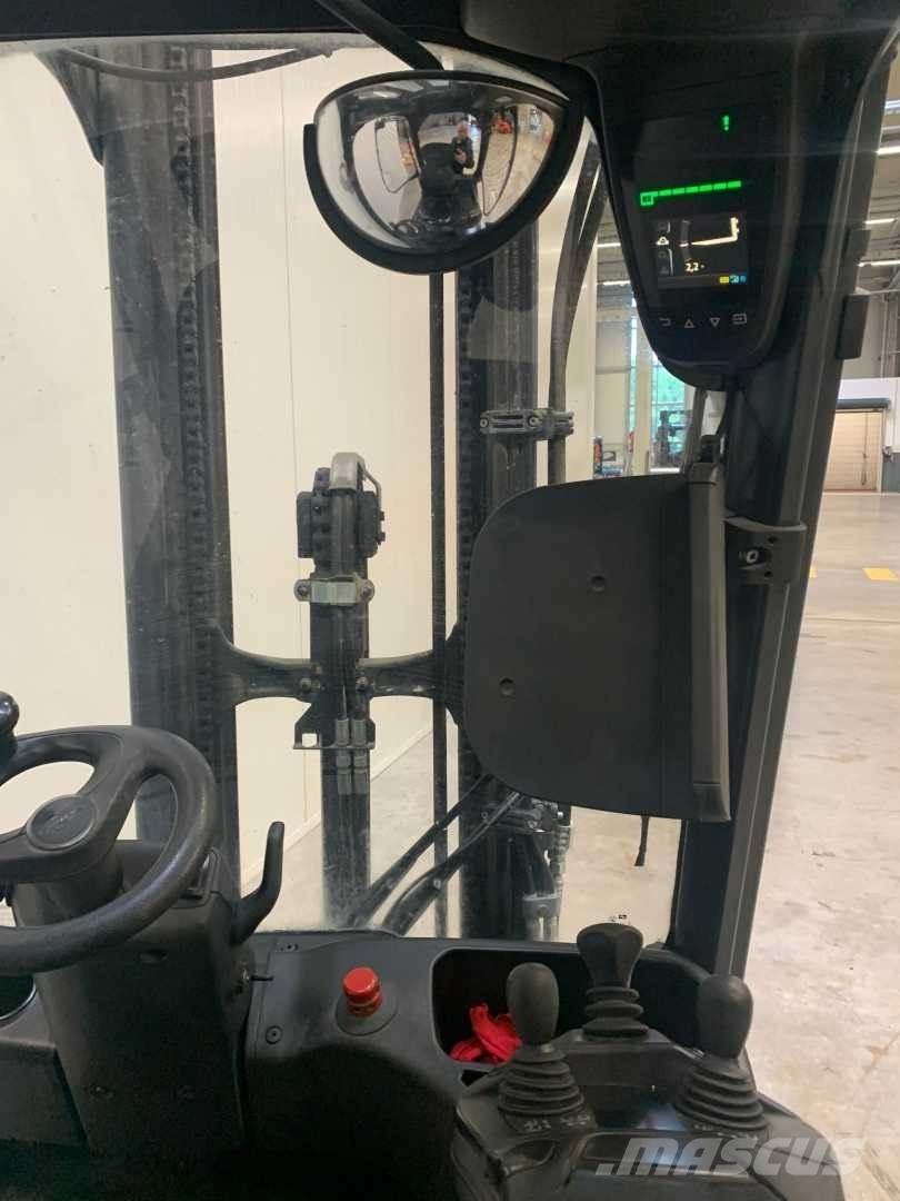 Linde E18L バッテリーフォークリフト