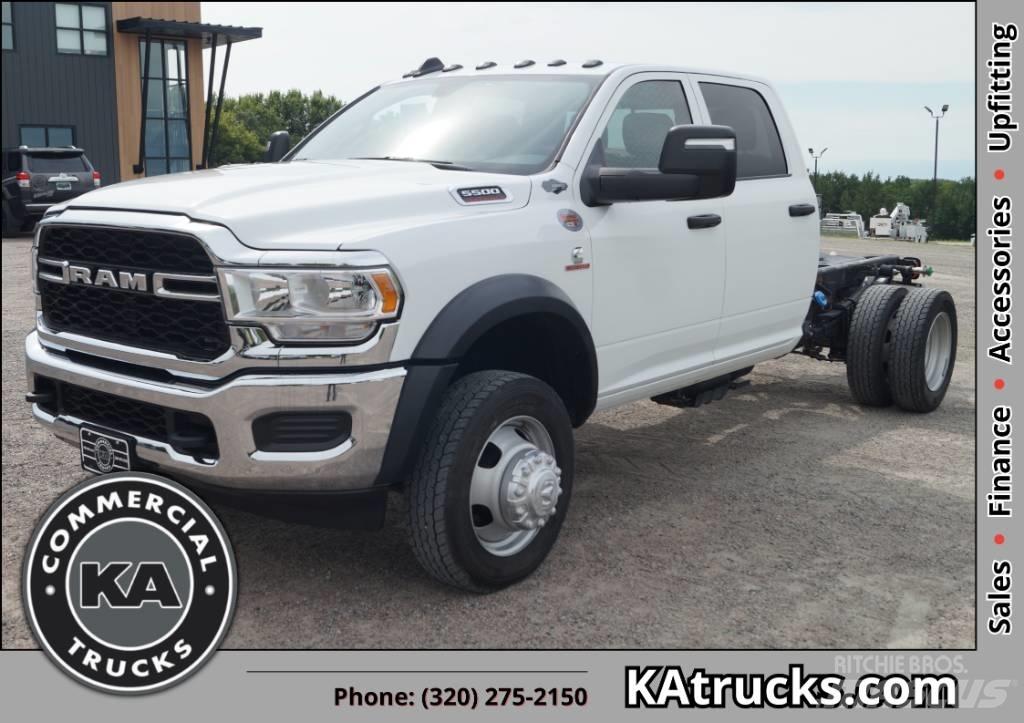 RAM 5500 TRADESMAN キャブ付きシャーシ