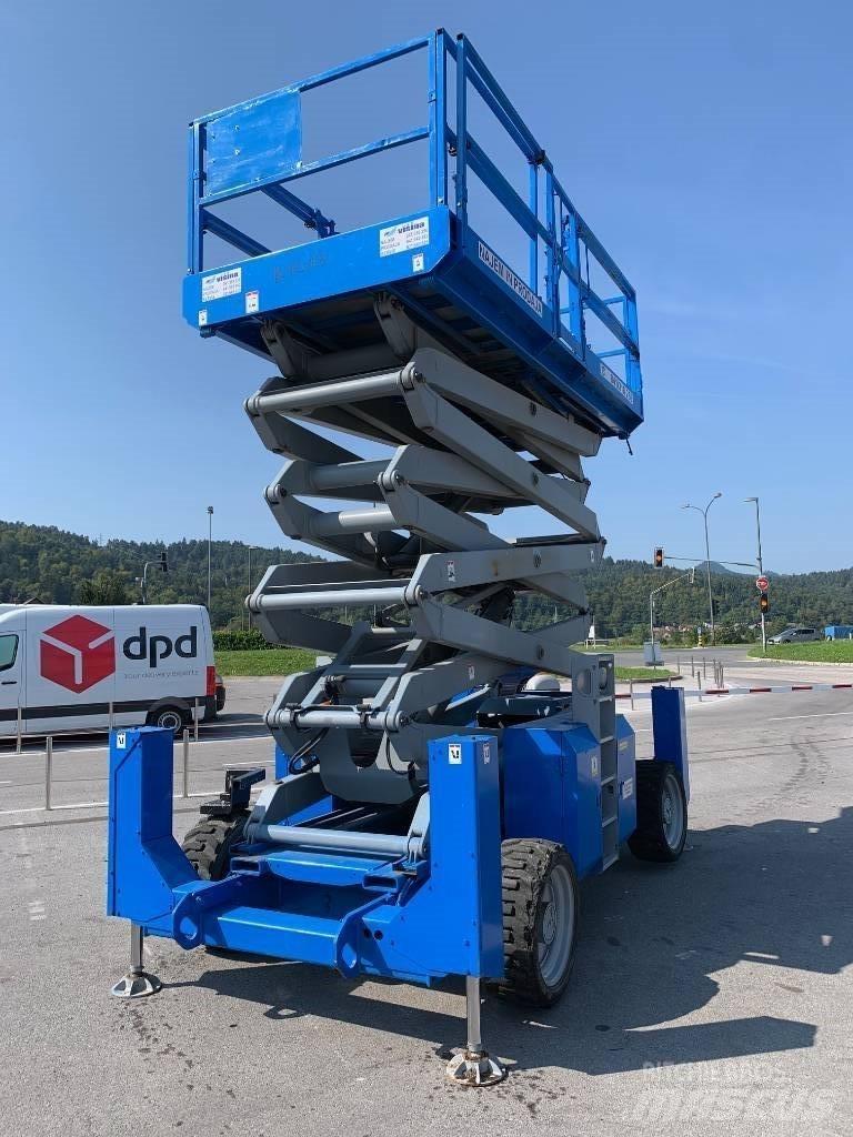 Genie GS 5390 RT シザースリフト