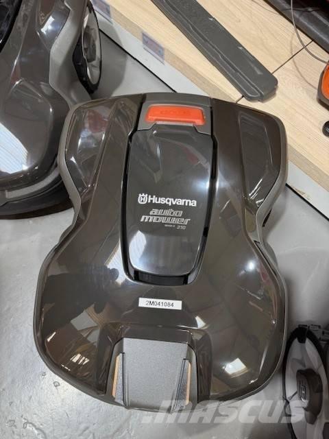 Husqvarna AM310 ロボット芝刈り機