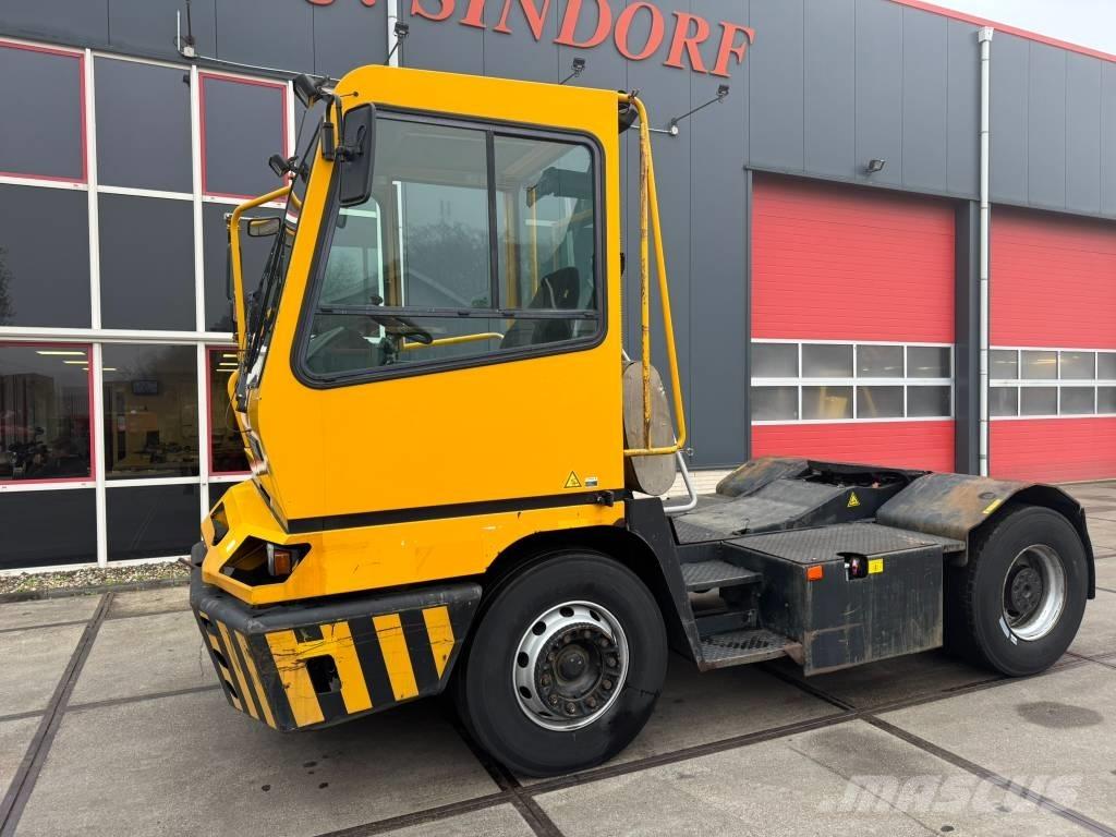 Terberg YT 222 ターミナルトラクター