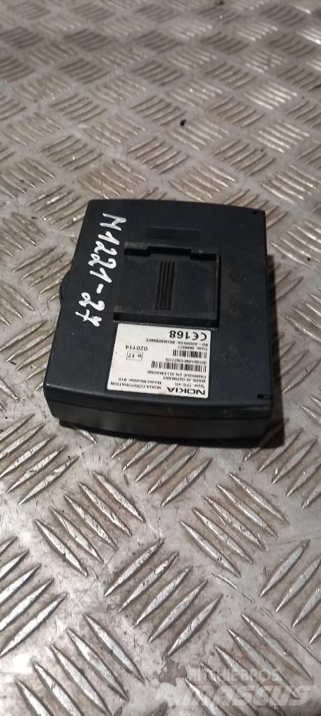 MAN TGL 12.210  TFE4R 電子機器