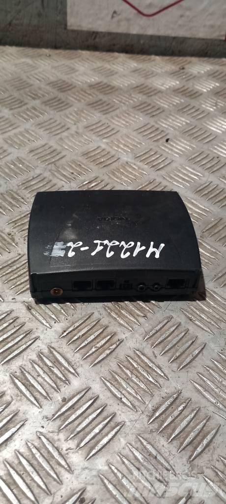 MAN TGL 12.210  TFE4R 電子機器