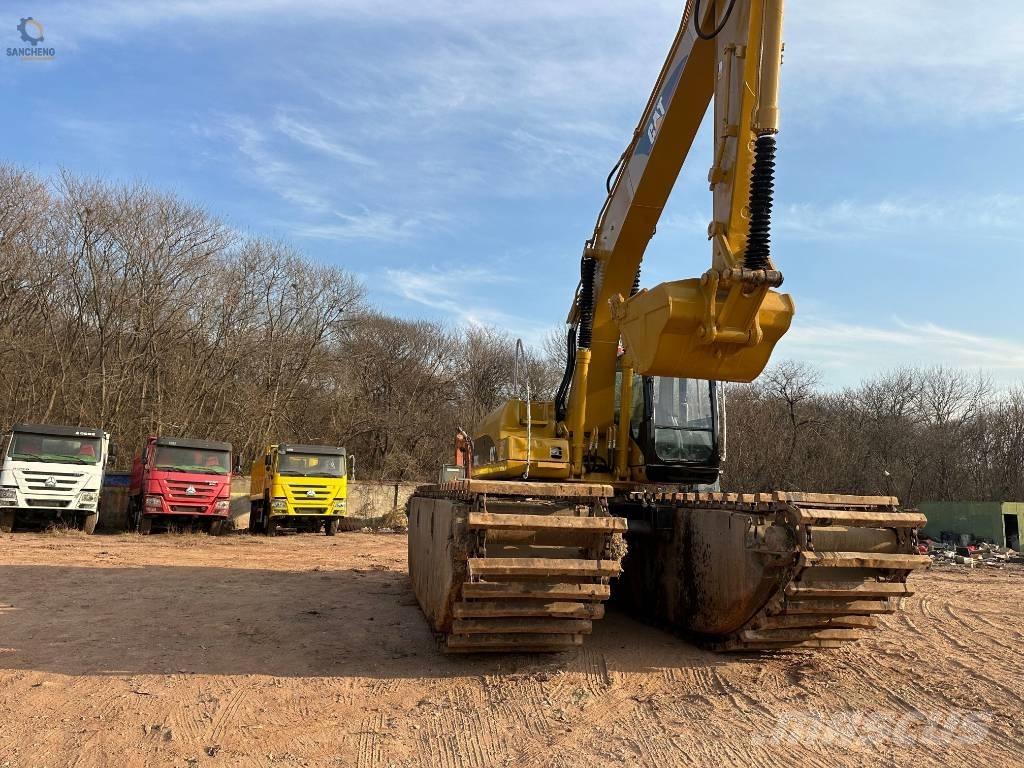 CAT 320CL 水陸両用油圧ショベル、ユンボ