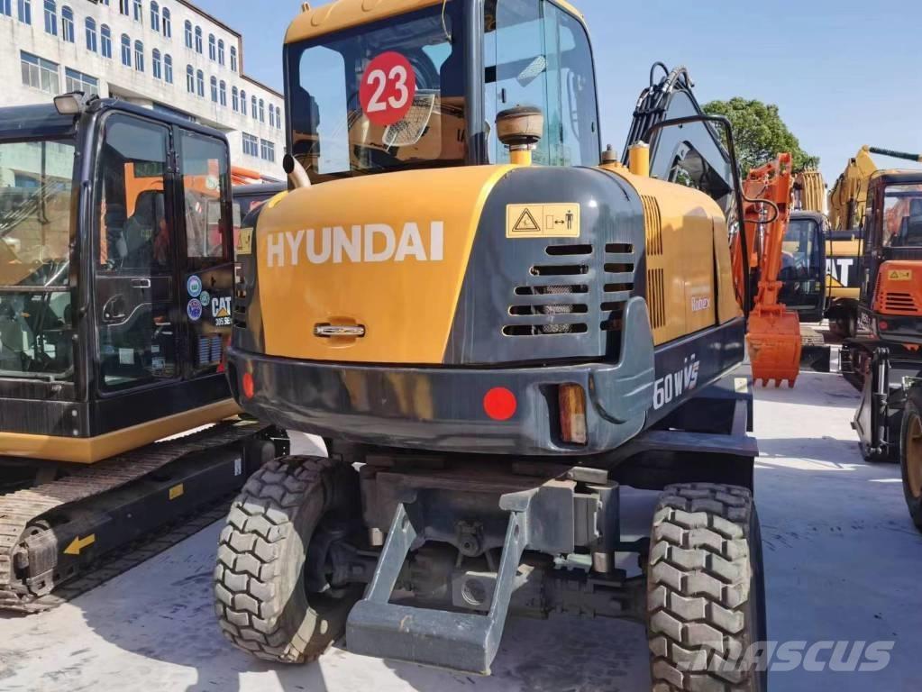 Hyundai Robex 60 W ホイール式油圧ショベル（パワーショベル・ユンボ・バックホー）