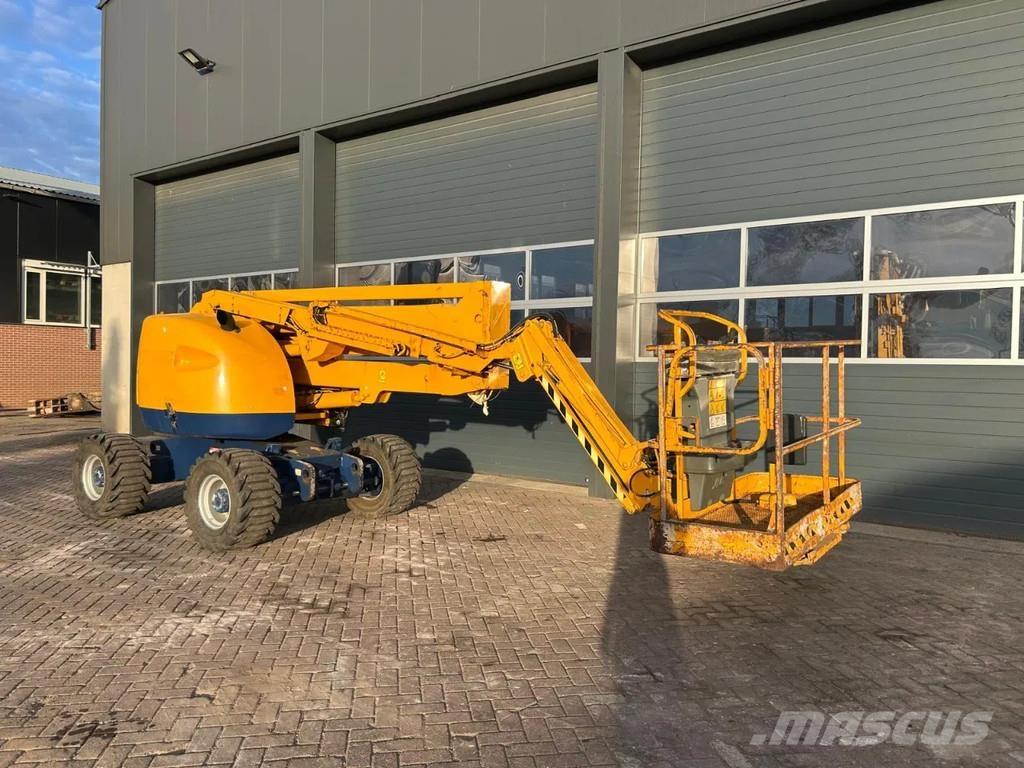 JLG 450AJ ブームリフト　屈伸型